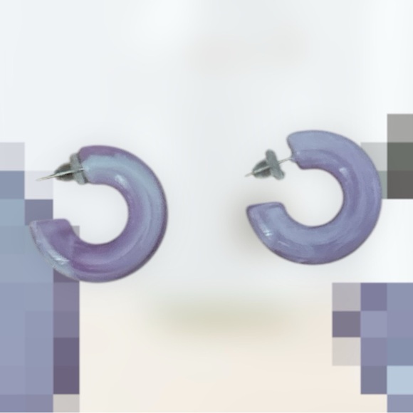 Lisa e Lilac Necklace - Picture 4 of 4